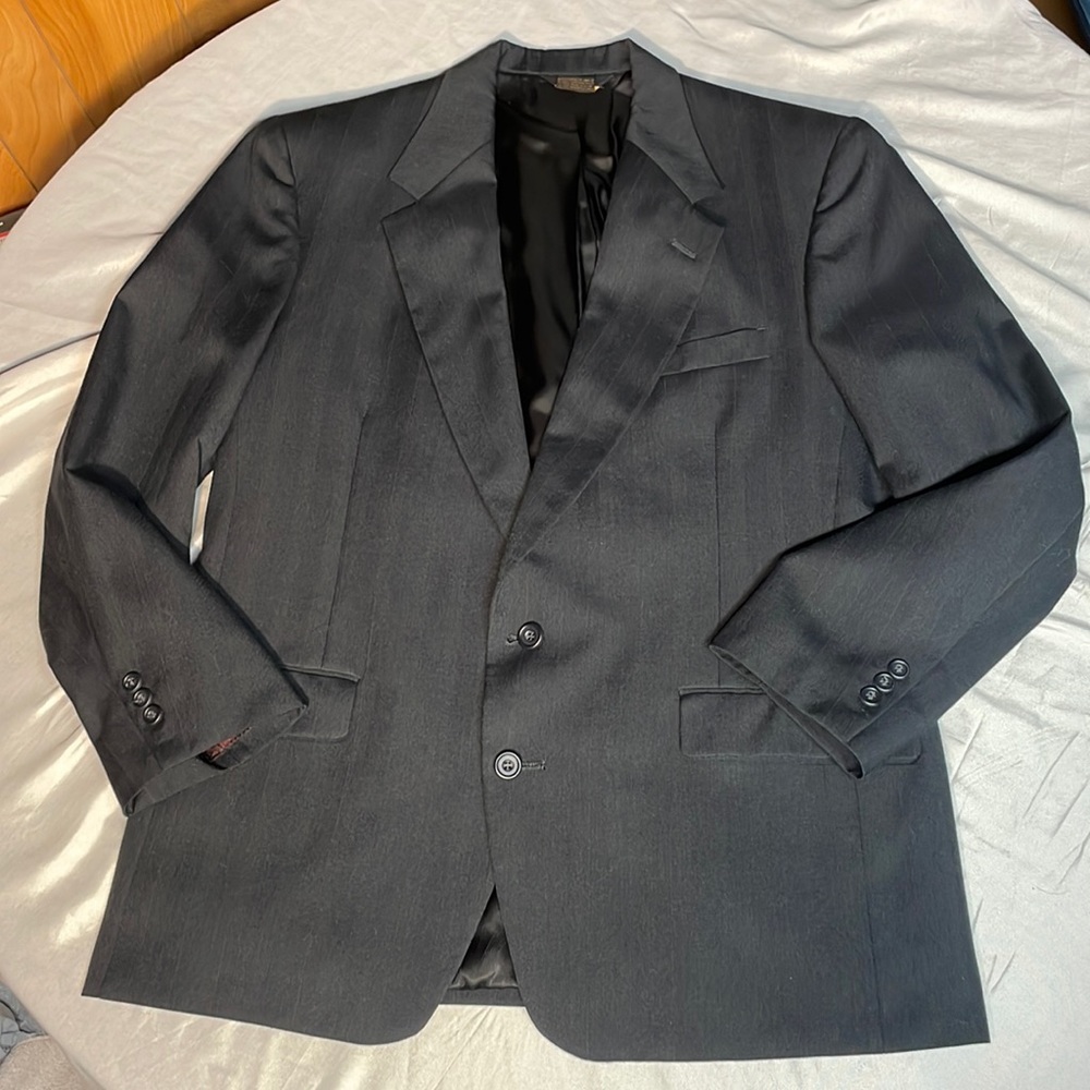 Cool Mens Pierre Cardin Blazer Black with Magenta/Purple Pinstripe!